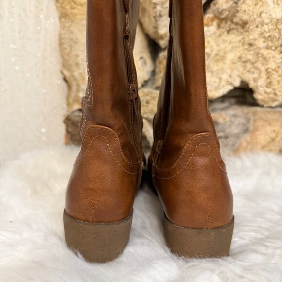 Brown Kids Cowboy Boots With Glitter Stitching Size 4 - Picture 10 of 13